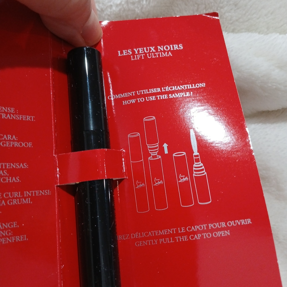 Christian Louboutin Mascara Sample - Picture 2 of 4